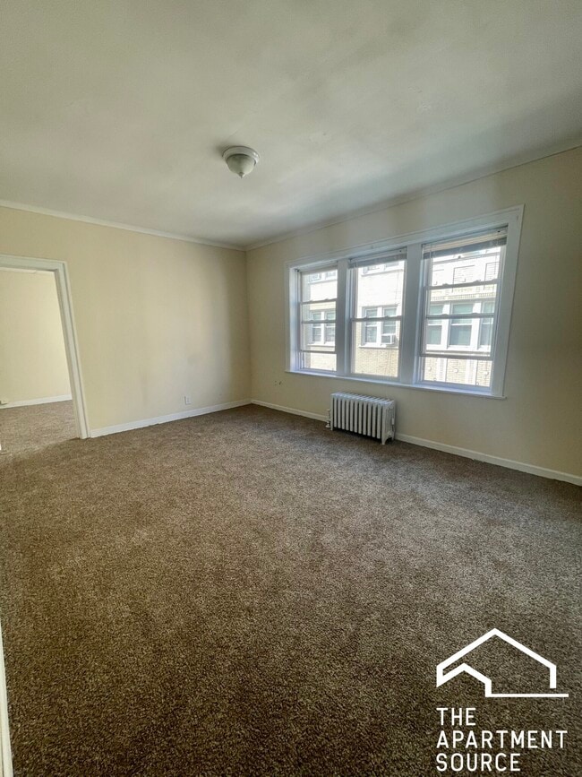 Building Photo - 2150 Gunderson Ave