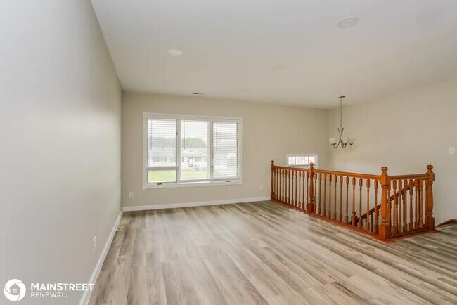 Building Photo - 5301 GUTHRIE RD, COLUMBUS, OH 43207
