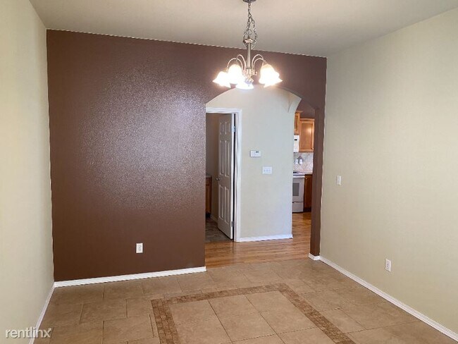 Foto del edificio - 4 br, 3 bath House - 18206 111th Avenue Ct E