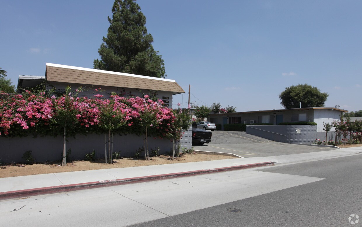 5285 Tyler St, Riverside, CA 92503 Apartments in Riverside, CA