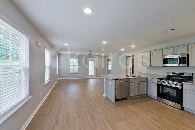 Foto del edificio - 657 June St