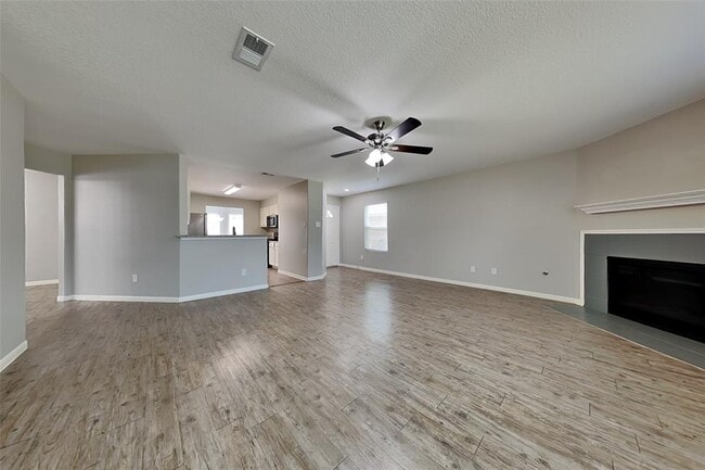 Building Photo - 16708 Foursquare Dr