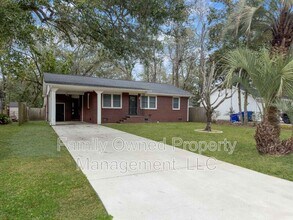 Building Photo - 1522 Joan St