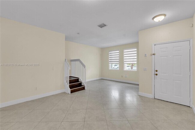 Foto del edificio - 4292 SW 156th Ave