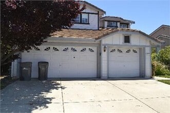 Building Photo - 927 Cranston Dr