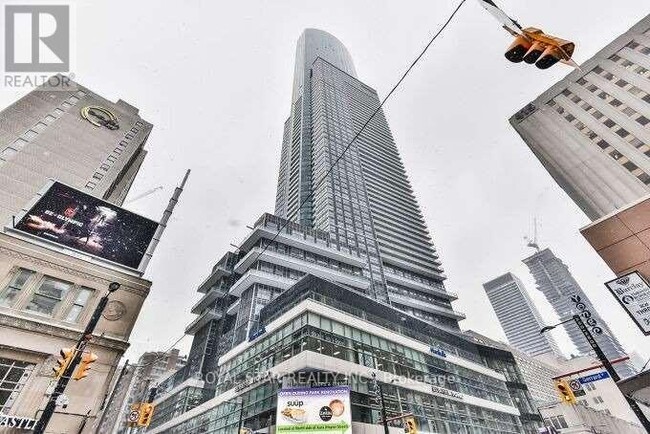 Building Photo - 386-5386 Yonge St