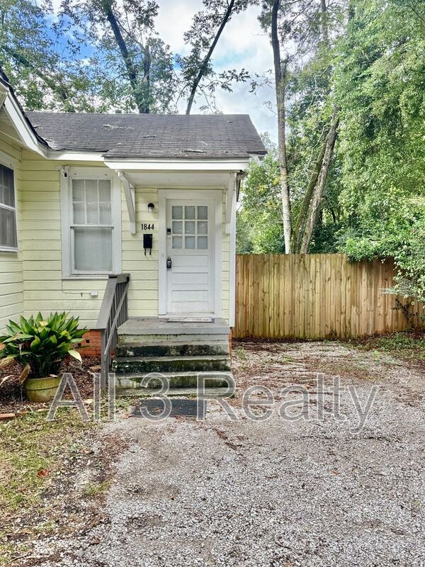 Foto principal - 1844 Madison Ave