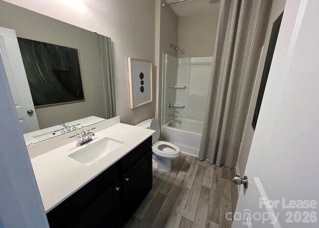 Foto del edificio - 4609 Stallings Brook Dr