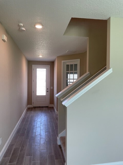 Building Photo - 74 Monthaven Dr