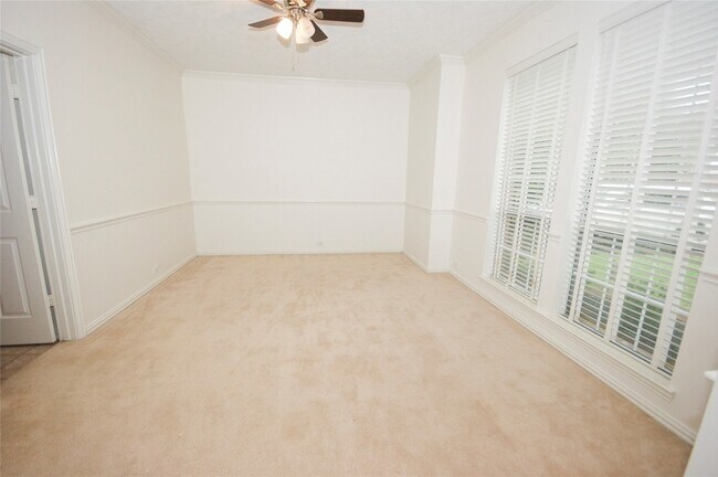 Foto del edificio - 310 Watercrest Harbor Ln
