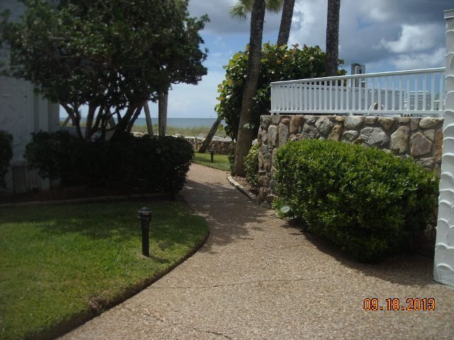 Foto del edificio - 1BR/1BA Newly Renovated Canal front Condo on Venice Island