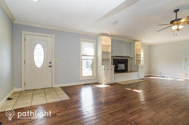 Foto del edificio - 803 West Briarwood Lane, Nixa, MO, 65714