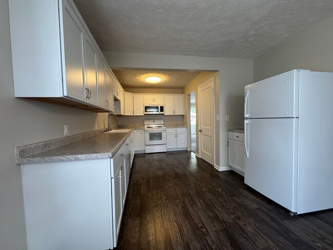 Foto del edificio - Home For Rent Bellevue.