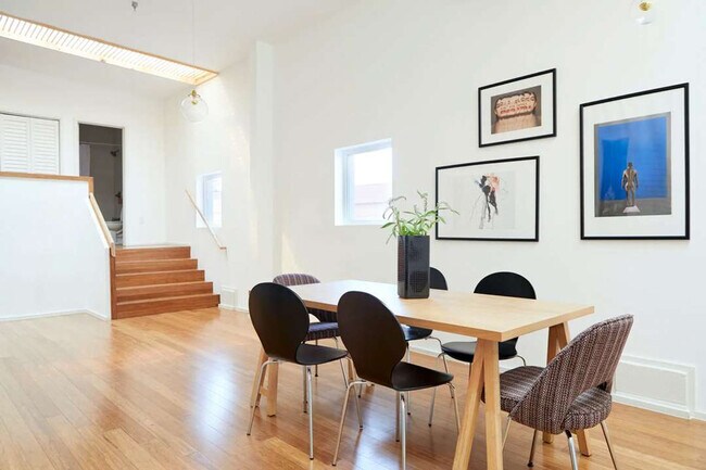 Foto del edificio - 2317 N Rampart St