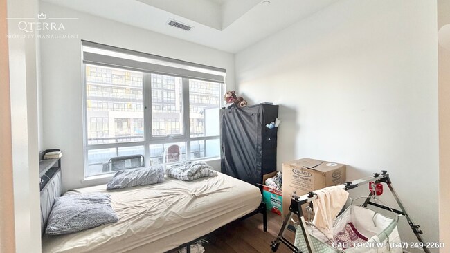 Photo du bâtiment - 395 Dundas St W