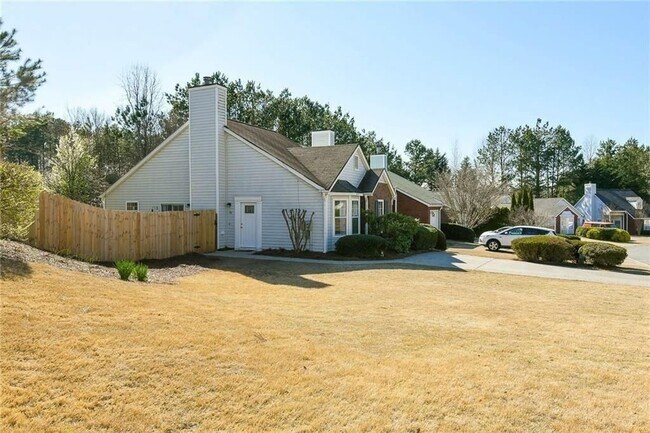 Foto del edificio - 2639 Laurel Ln NW
