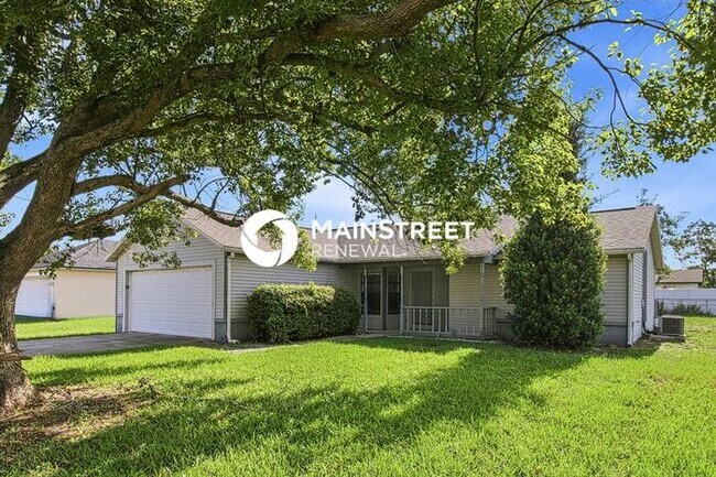 Foto del edificio - 3 Bedroom Pet-Friendly Home in Spring Hill, FL with Main Street Renewal