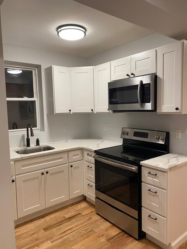 Foto principal - 3057 38th St