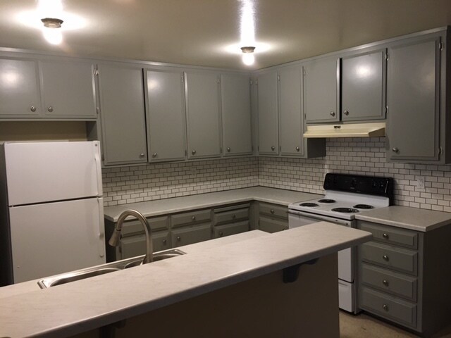 Cocina - 2106 Del Rey Ct