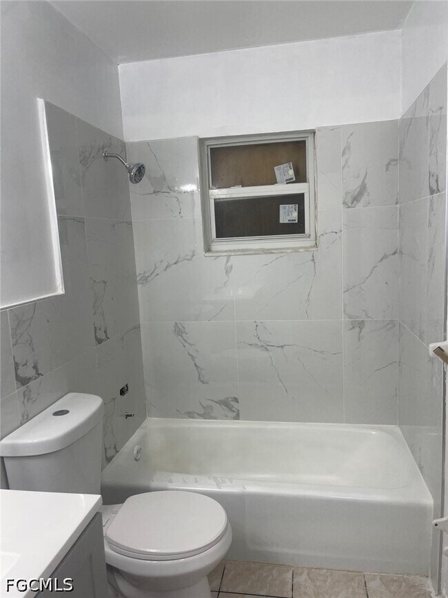 Foto del edificio - 5413-5427-5427 Third Ave