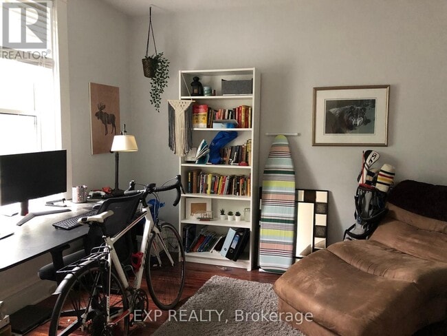 Building Photo - 240 Breezehill Ave S