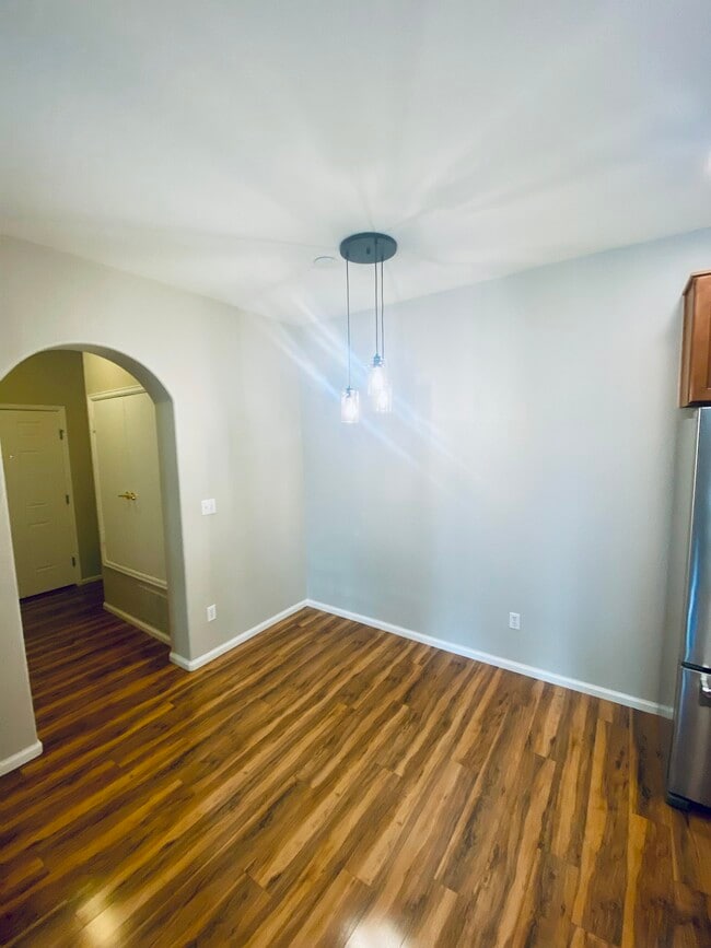 Foto del edificio - 8200 E 8th Ave