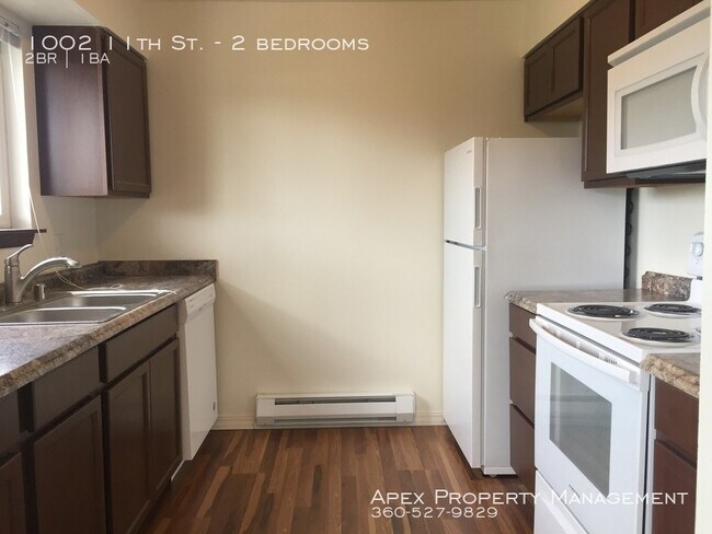 Building Photo - Island View Apartments