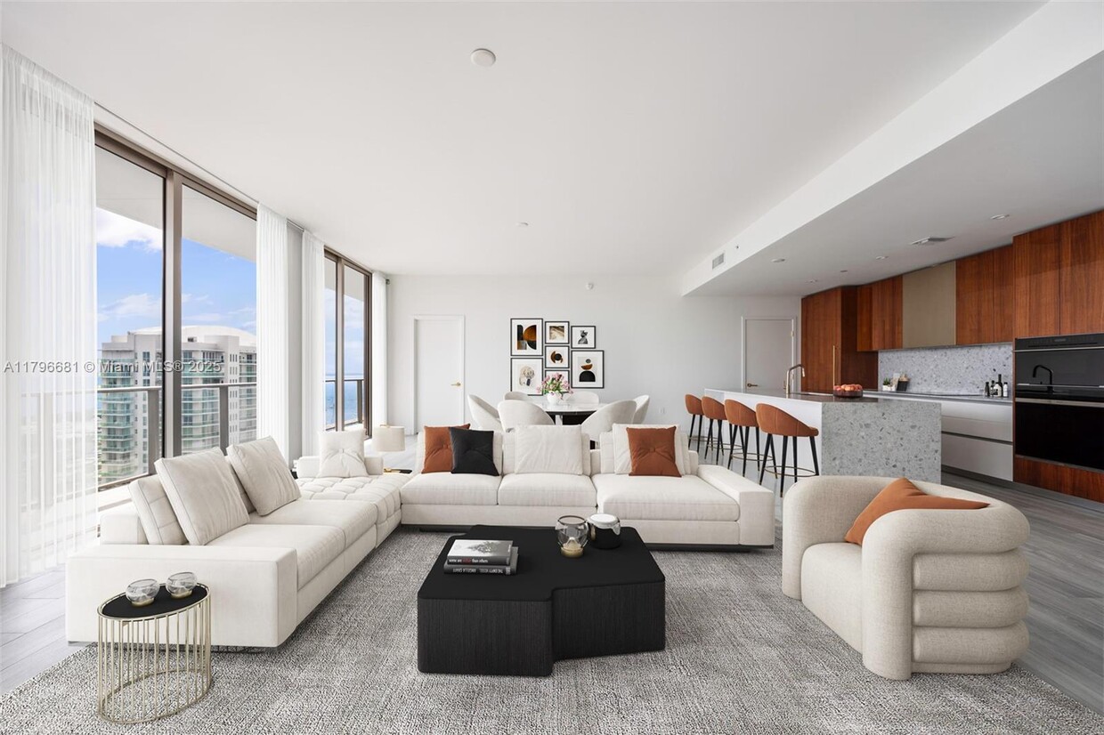 Foto principal - 2678 Tigertail Ave