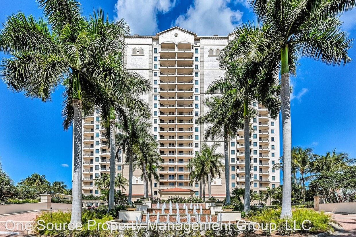 Primary Photo - 23850 Via Italia Cir