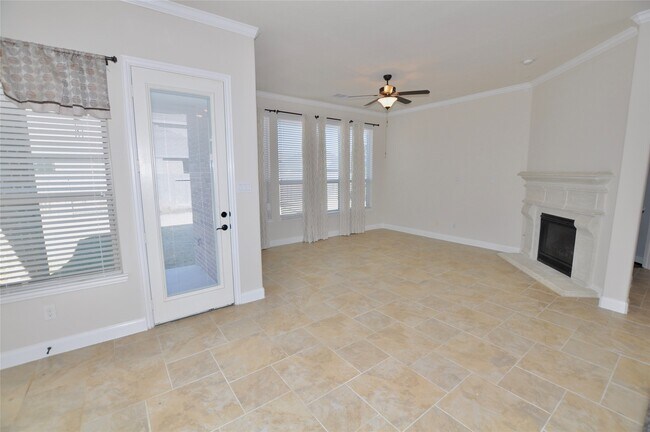 Building Photo - 13315 Maywater Crest Ct