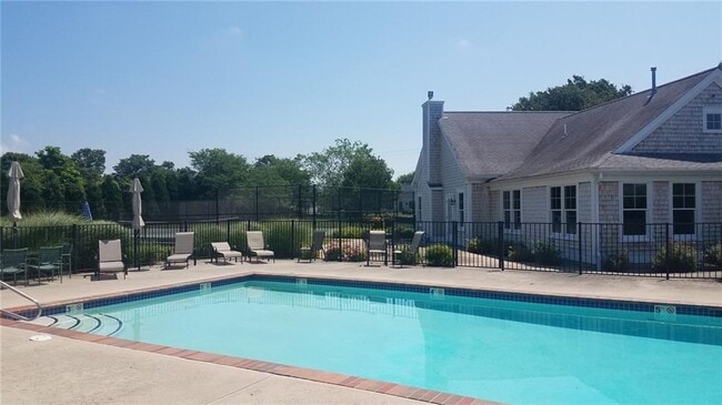 Building Photo - 27 Sanderling Way