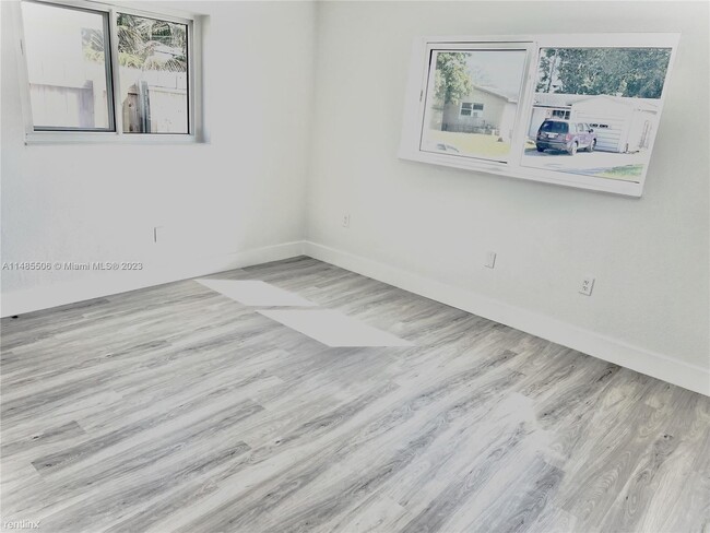 Foto del edificio - 3 br, 2 bath House - 6661 Allen St