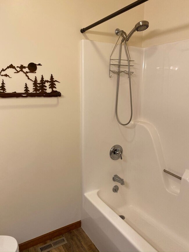Foto del edificio - 4 Bedroom on the edge of town in Whitefish!