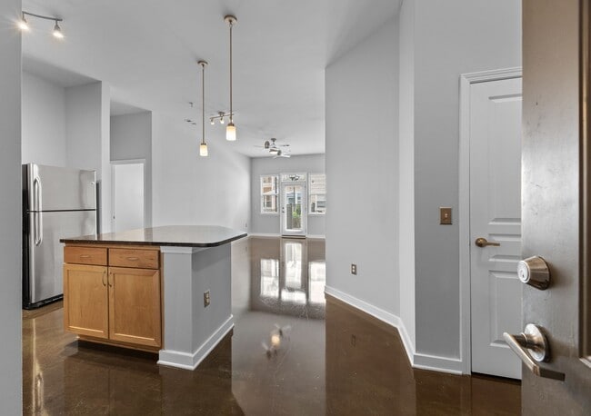 Building Photo - 3000 Vanderbilt Pl