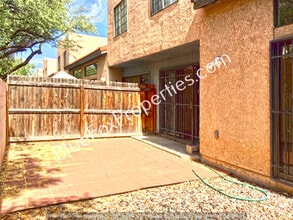 Building Photo - 234 E Pastime Rd