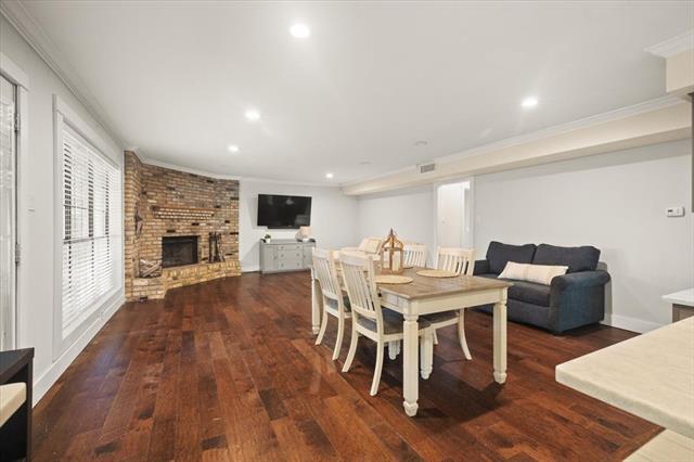 Building Photo - 2123 Wilson Dr