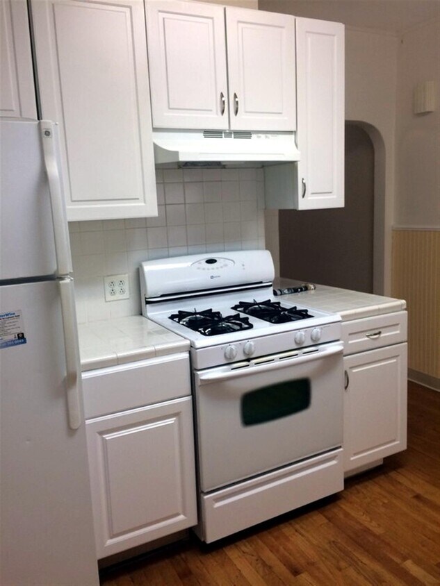 Primary Photo - 15A Porter St