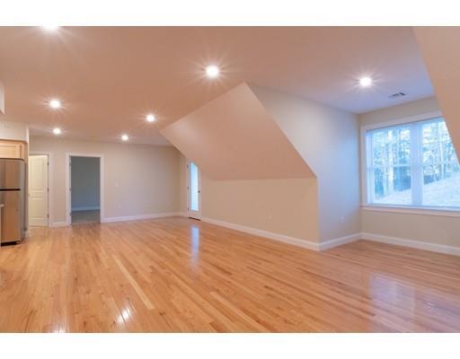 Primary Photo - 80 N Meadows Rd