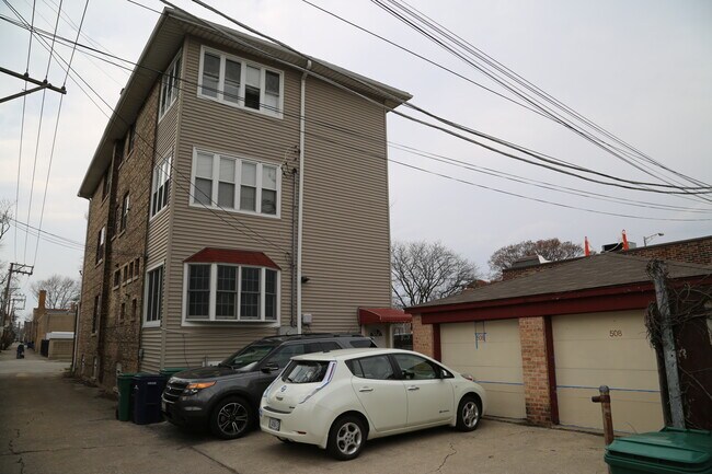 Back Facade and Garage - 508 S Scoville Ave