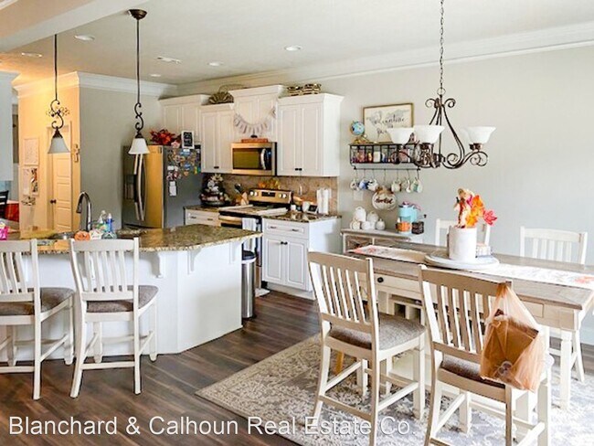 Foto del edificio - 5 br, 3 bath House - 186 Swinton Pond Road