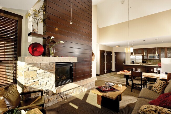 Building Photo - 120 Carriage Way