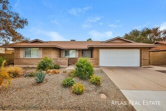 Building Photo - 1209 W Palo Verde Dr