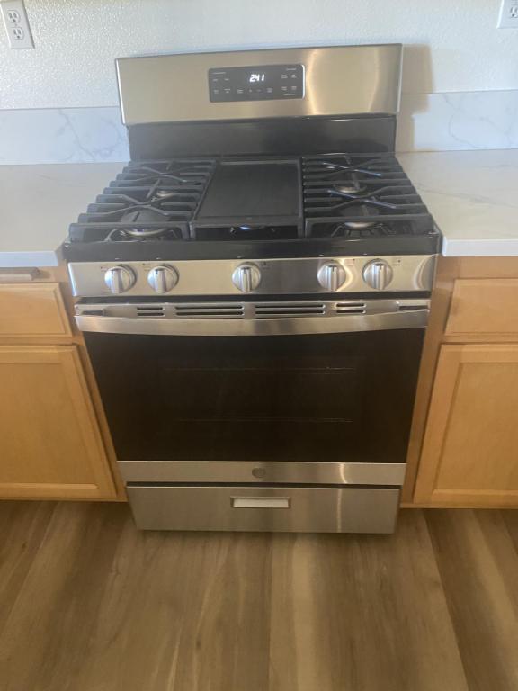 Foto del edificio - 310 W McCoy Ln