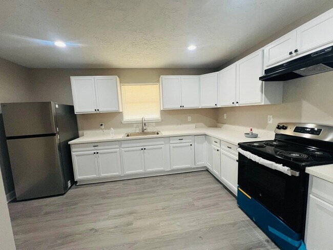 Photo - 12210 Riva Ridge Ln House