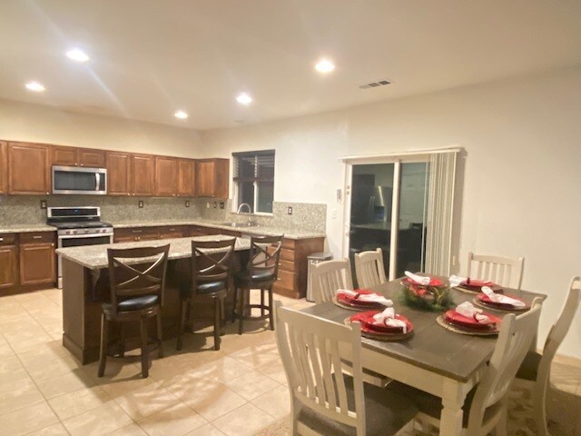 Foto del edificio - 2552 W Avenue K7