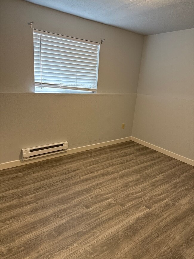 Foto del edificio - 2024 E Pacific Ave