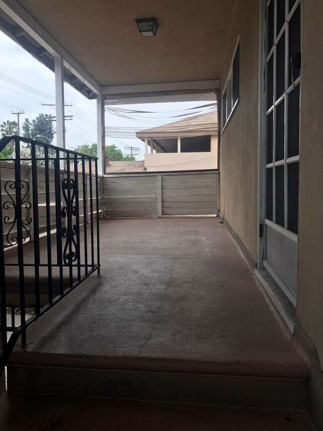 Foto del edificio - 12725 Oxnard St