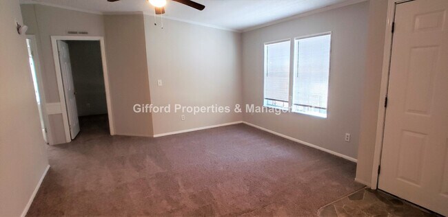 Foto del edificio - 3BR/2BA Home Conveniently Located By NAS JAX