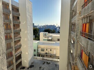 Building Photo - 1750 James Ave