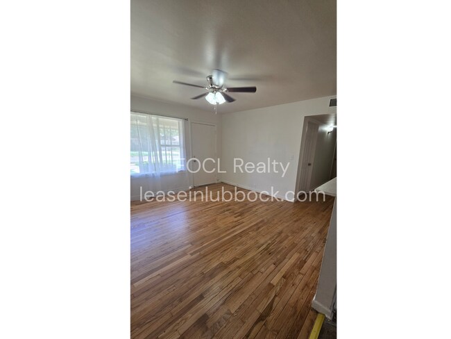 Foto del edificio - 4417 43rd St